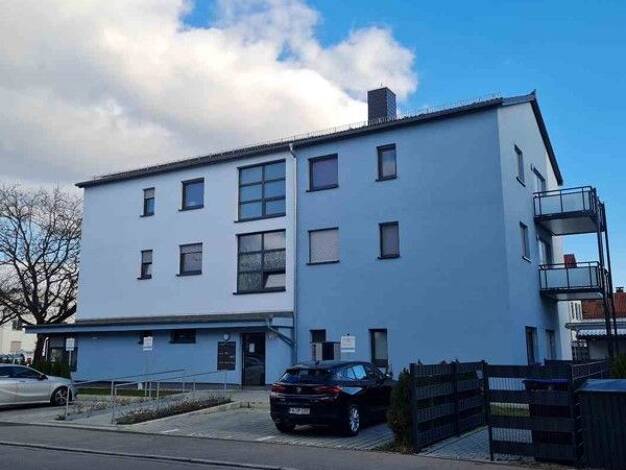 Wohnung zur Miete 1.100 € 2 Zimmer 80,5 m² frei ab 01.12.2026 Schwabstraße 68 Friedrichshafen Friedrichshafen 88046