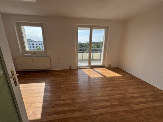 Wohnung zur Miete 325 € 2 Zimmer 50,7 m² 4. Geschoss Wladimir-Komarow-Eck 6 Frankfurt Frankfurt (Oder) 15236