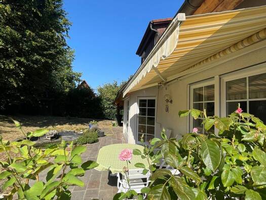 Einfamilienhaus zum Kauf 885.000 € 7 Zimmer 212,6 m² 914 m² Grundstück Römerstraße 6 Niederweiler Müllheim im Markgräflerland 79379