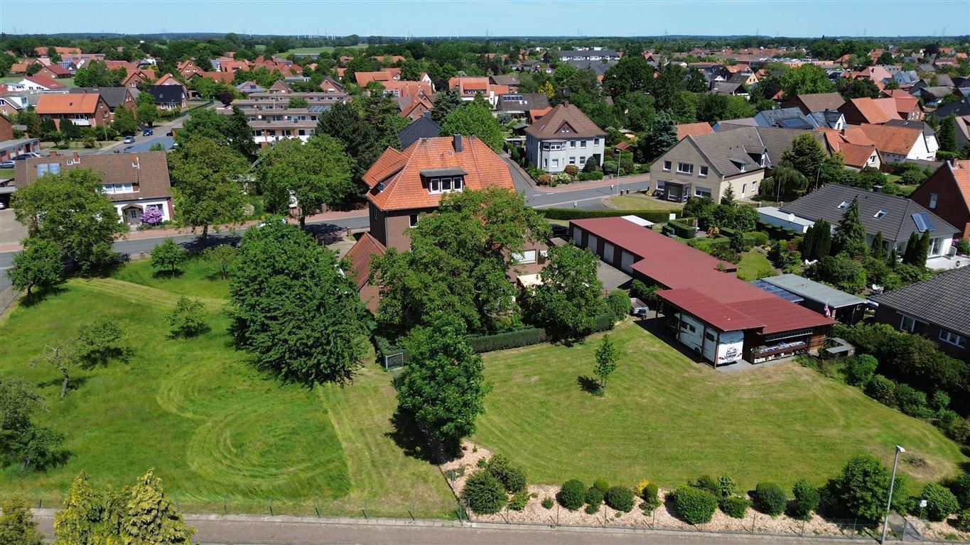 Mehrfamilienhaus zum Kauf als Kapitalanlage geeignet 16 Zimmer 478 m²<br/>Wohnfläche 1.869 m²<br/>Grundstück Stolzenau Stolzenau , Weser 31592