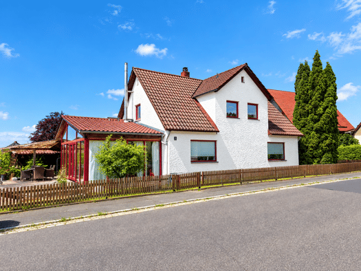 Einfamilienhaus zum Kauf 149.000 € 6 Zimmer 140 m² 670 m² Grundstück frei ab sofort Fockenfelder Straße 3 Pleußen Mitterteich 95666