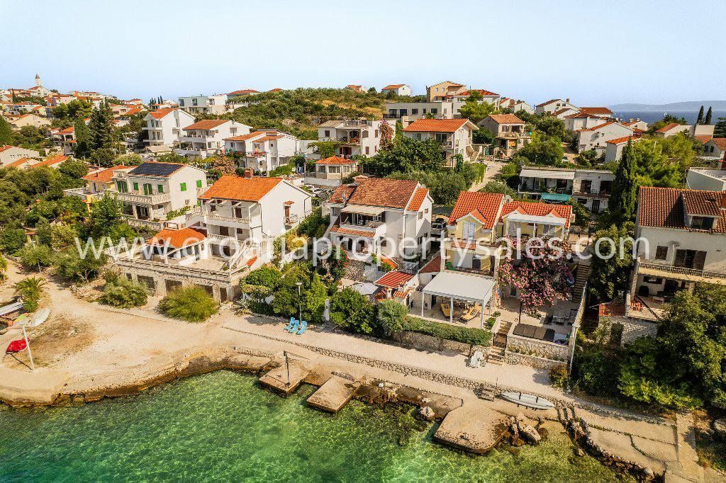 Haus zum Kauf 1.200.000 € 5 Zimmer 274 m²<br/>Wohnfläche Trogir