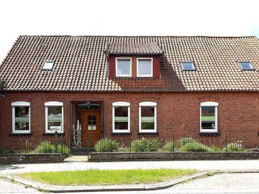 Einfamilienhaus zum Kauf 195.000 € 6 Zimmer 319 m² 1.405 m² Grundstück frei ab sofort Wieren Wrestedt 29559