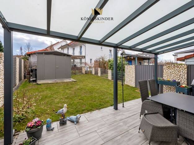 Reihenmittelhaus zum Kauf 375.000 € 5 Zimmer 118,2 m² 242 m² Grundstück frei ab 01.11.2025 Sulz Sulz am Neckar 72172