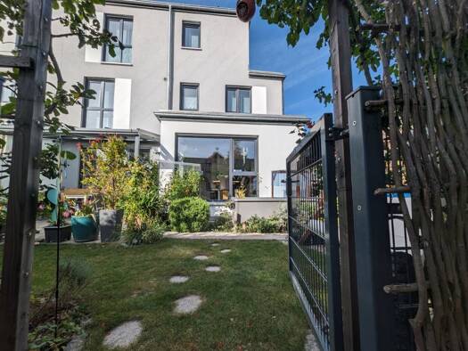 Doppelhaushälfte zur Miete 1.870 € 5 Zimmer 135 m² 230 m² Grundstück frei ab 01.02.2026 Schwabelweis Regensburg 93055