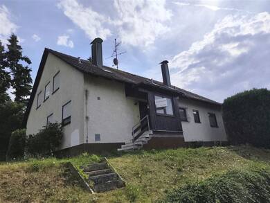 Einfamilienhaus zum Kauf 415.000 € 8 Zimmer 220 m² 927 m² Grundstück frei ab sofort Neunkirchen Neunkirchen a. Brand 91077