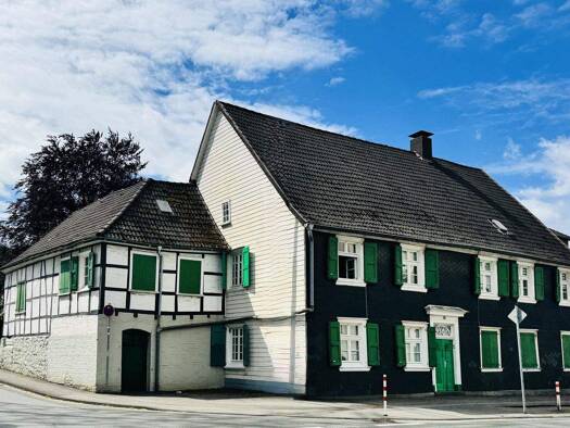 Mehrfamilienhaus zum Kauf 148.000 € 12 Zimmer 313,1 m² 600 m² Grundstück Schwelm 58332