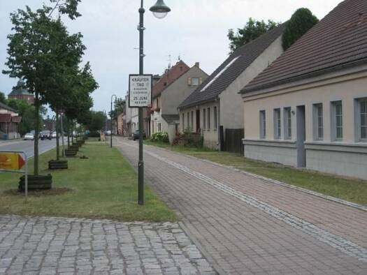 Büro zur Miete 490 € 57,5 m² Bürofläche teilbar ab 57,5 m² Groß Schönebeck Schorfheide 16244