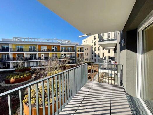 Wohnung zum Kauf 335.000 € 1,5 Zimmer 56,4 m² 2. Geschoss frei ab sofort Ostenviertel Regensburg 93055