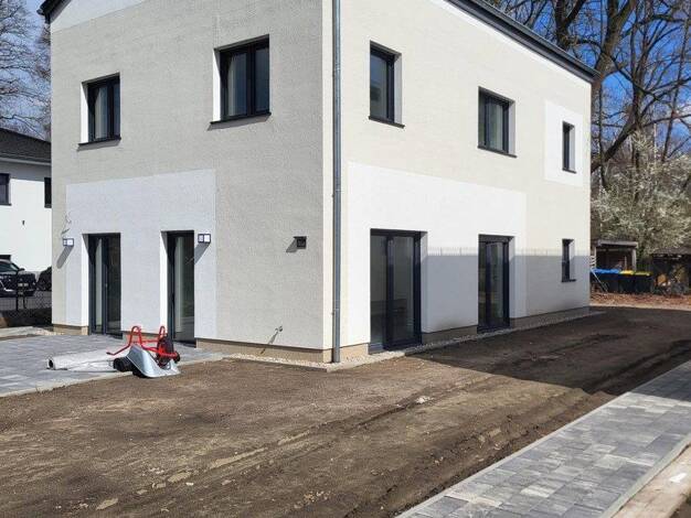 Einfamilienhaus zum Kauf - Erstbezug provisionsfrei 775.000 € 7 Zimmer 150 m² 520 m² Grundstück Finkenweg 16 Falkensee 14612