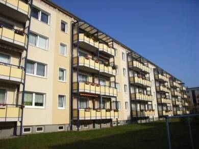 Wohnung zur Miete 292 € 2 Zimmer 48,1 m² 2. Geschoss frei ab 01.06.2025 Riefstahlstr. 48 Neustrelitz Neustrelitz 17235