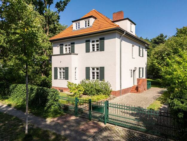 Villa zum Kauf 1.948.000 € 8 Zimmer 250 m² 1.146 m² Grundstück Kleinmachnow 14532