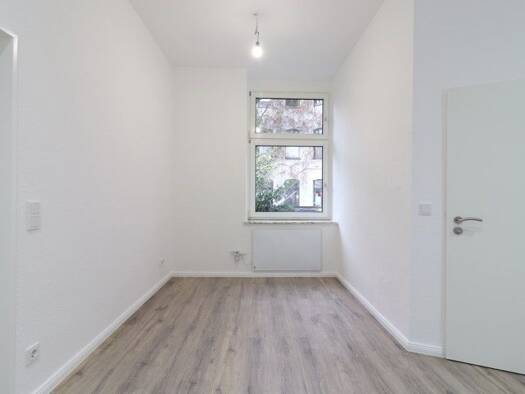 Wohnung zur Miete 573 € 1 Zimmer 30 m² frei ab 01.10.2025 Hartwichstraße 115 Nippes Köln-Nippes 50733