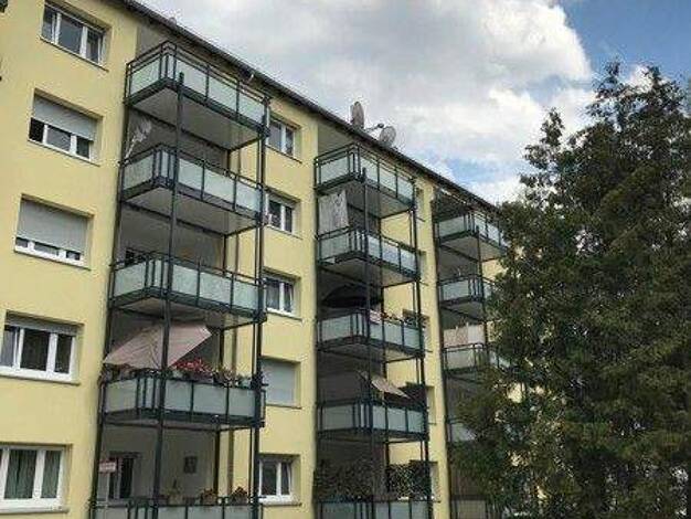 Wohnung zur Miete 789 € 3 Zimmer 67 m² 1. Geschoss frei ab 15.04.2026 Friedenstraße 46 Stadtmitte Neu-Ulm 89231