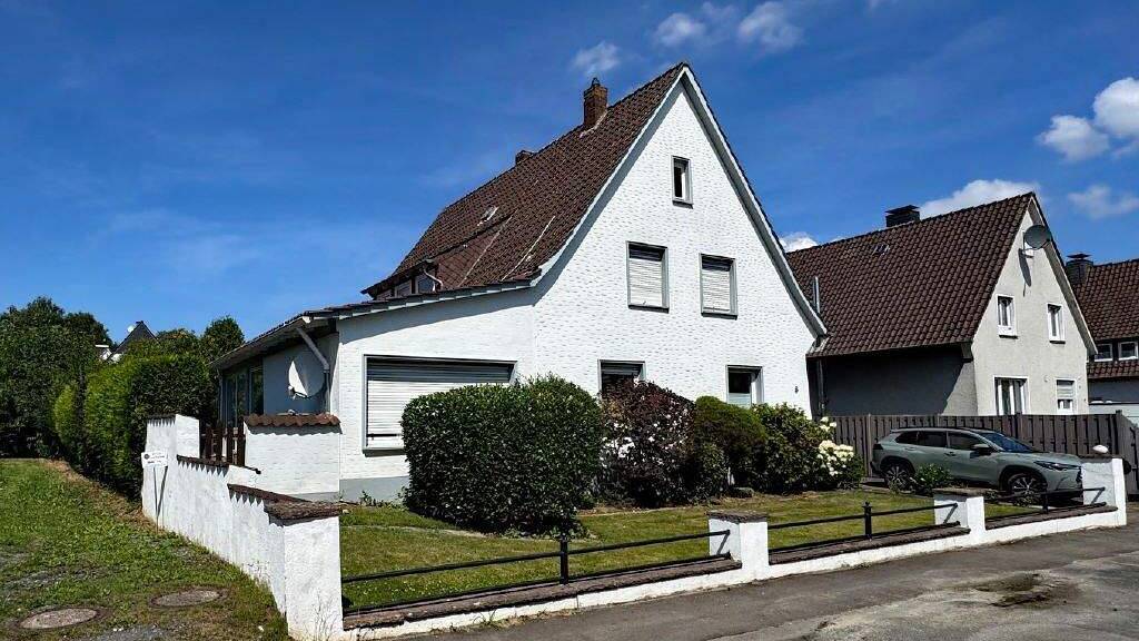 Einfamilienhaus zum Kauf 279.000 € 7 Zimmer 188 m² 806 m² Grundstück Heidenoldendorf Detmold 32758