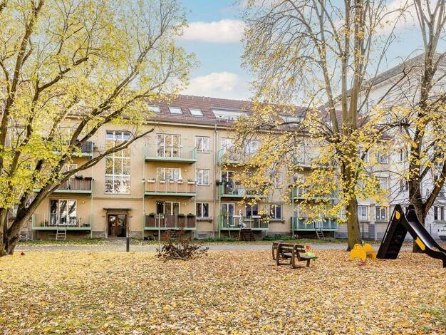 Wohnung zum Kauf 349.000 € 2 Zimmer 74,2 m² 3. Geschoss Charlottenburg Berlin 13627