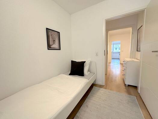 Studio zur Miete 500 € 1 Zimmer 15 m² 1. Geschoss frei ab sofort Coventrystraße 61 Nied West 65934