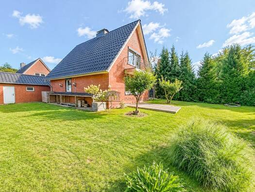 Haus zum Kauf 489.000 € 3 Zimmer 93 m² 737 m² Grundstück Schwarzenbek 21493