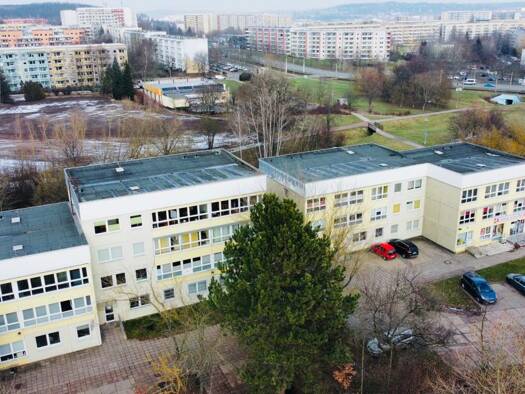 Haus zum Kauf 490.000 € 1.709,4 m² 5.942 m² Grundstück Lusan Gera 07549
