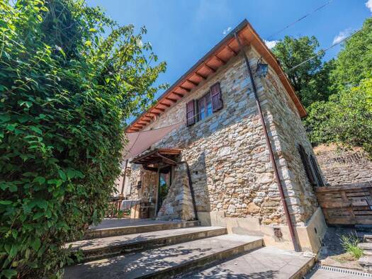 Doppelhaushälfte zum Kauf 475.000 € 2 Zimmer 170 m² 2.000 m² Grundstück frei ab sofort Vicchio 50039