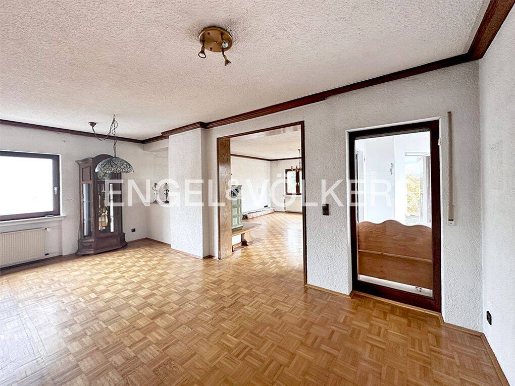 Immobilie in Hadamar - Einfamilienhaus mit guter Verkehrsanbindung in naturnaher Stadtrandlage - Bild 3