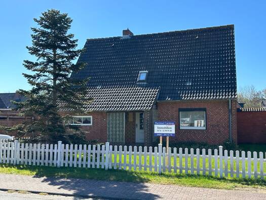 Einfamilienhaus zum Kauf 495.000 € 5 Zimmer 130 m² 689 m² Grundstück frei ab sofort Fasanenweg 48 Sankt Peter-Ording 25826