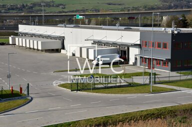 Lagerhalle zur Miete 8.500 m² Lagerfläche teilbar ab 3.500 m² Flugplatz Bamberg 96052