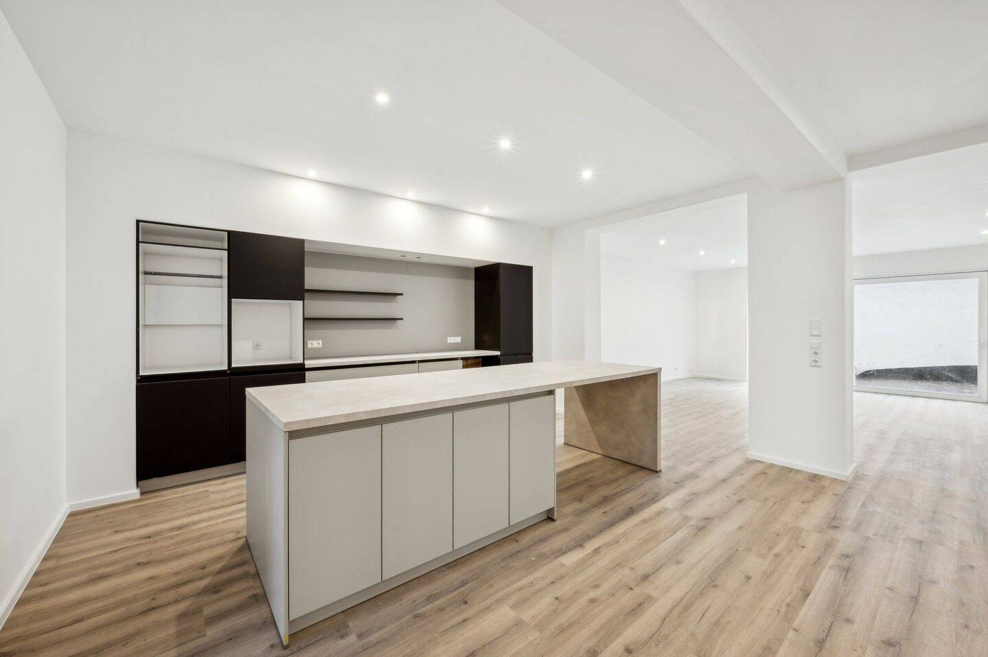 Immobilie in Engen - Mühlenwerk Ensemble - EG-Wohnung in Hanglage mit ca. 180 m², separatem Zugang & Stellplatz - Bild 3