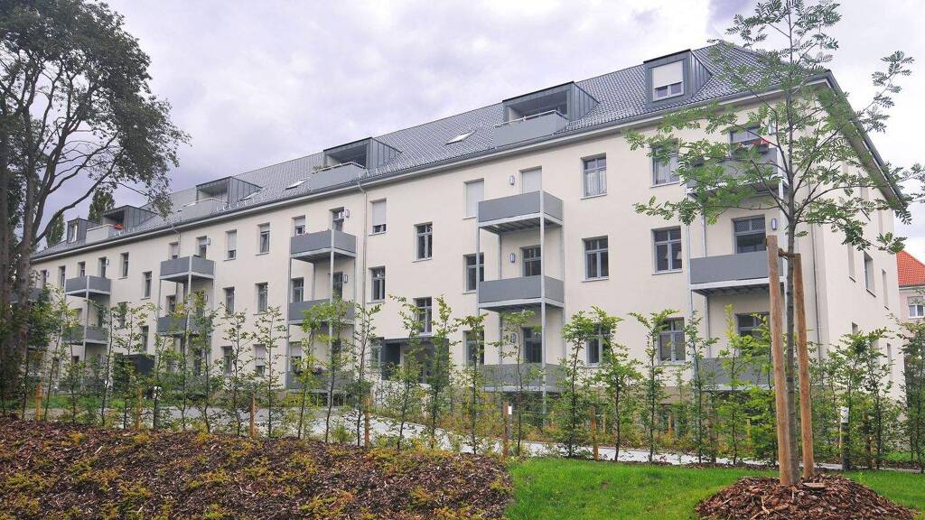 Studio zur Miete 830 € 3 Zimmer 82 m² 1. Geschoss frei ab 01.03.2026 Nordstadt Weimar 99427