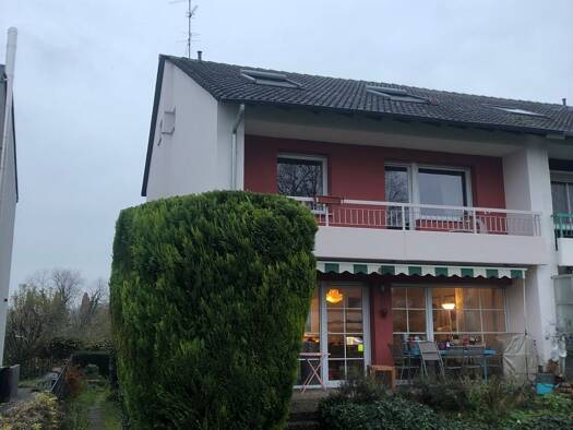 Doppelhaushälfte zum Kauf provisionsfrei 965.000 € 7 Zimmer 178 m² 453 m² Grundstück Freiherr-vom-Stein-Straße 7 Dortelweil Bad Vilbel 61118