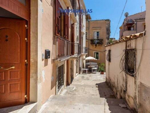 Haus zum Kauf 220.000 € 100 m² Noto 96017