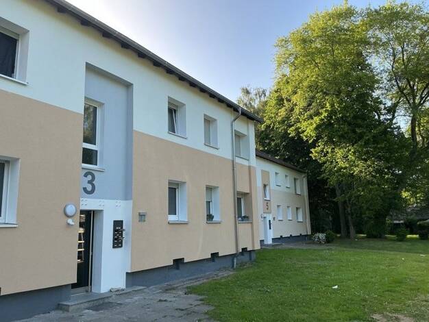 Wohnung zur Miete 648 € 3 Zimmer 73,6 m² frei ab 31.08.2026 Ulmenstraße 3 Bertlich Herten 45701