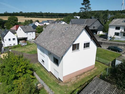 Einfamilienhaus zum Kauf 157.325 € 8 Zimmer 175 m² 648 m² Grundstück Backhausstraße 2 Walhausen 56865