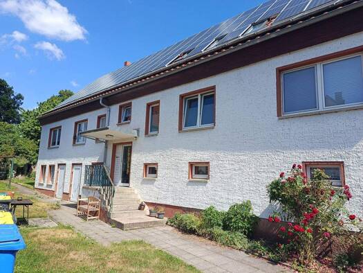 Mehrfamilienhaus zum Kauf als Kapitalanlage geeignet 179.000 € 10 Zimmer 178 m² 606 m² Grundstück Rosa-Luxemburg-Straße 34 Spielberg Querfurt 06268