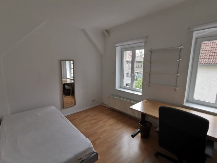 WG-Zimmer zur Miete 345 € 16 m²<br/>Wohnfläche ab sofort<br/>Verfügbarkeit Platanenallee 33 Westend Berlin 14050