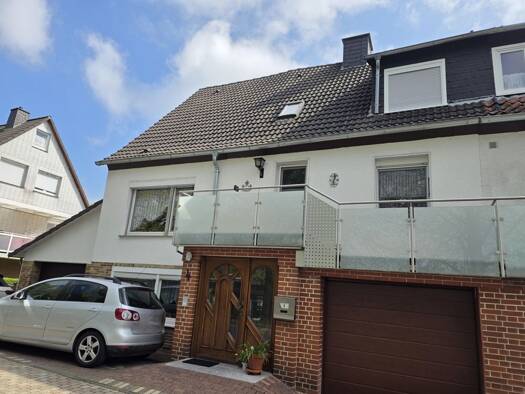 Doppelhaushälfte zum Kauf 210.000 € 6 Zimmer 141 m² 390 m² Grundstück Ehlen Habichtswald 34317