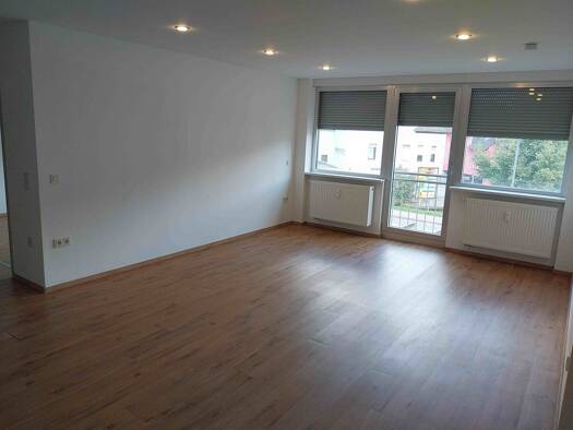 Studio zur Miete 690 € 3 Zimmer 76 m² 1. Geschoss Saarbrücker Str.24 Heusweiler 66265