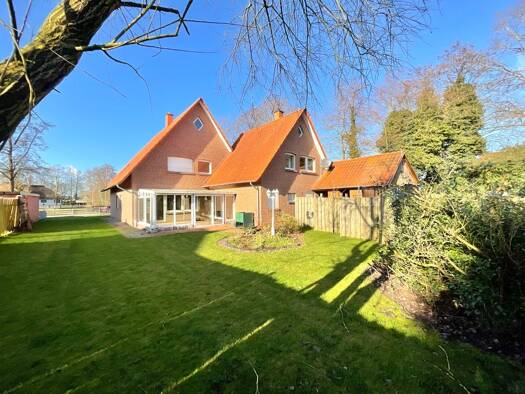 Mehrfamilienhaus zum Kauf 360.000 € 8 Zimmer 242 m² 800 m² Grundstück Barßel Barßel 26676