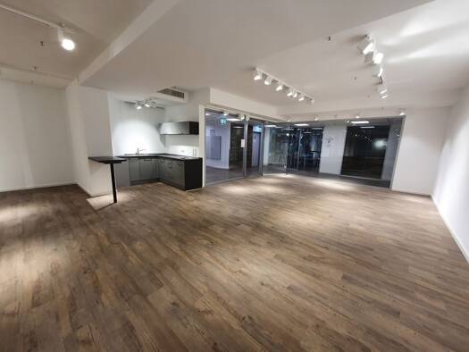 Bürogebäude zur Miete 9 € 5.309 m² Bürofläche teilbar ab 43 m² Eschborn 65760