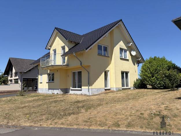 Einfamilienhaus zum Kauf 349.000 € 4,5 Zimmer 133 m² 825 m² Grundstück Dommershausen Dommershausen 56290