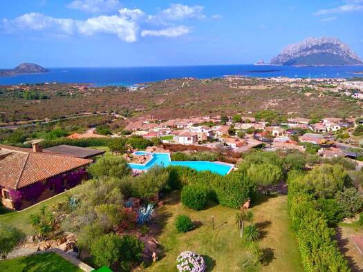 Villa zum Kauf 4.800.000 € 20 Zimmer 450 m² 6.000 m² Grundstück Porto San Paolo - SARDINIEN 07020