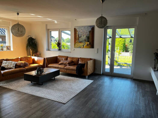 Villa zum Kauf 699.000 € 6 Zimmer 195 m² 635 m² Grundstück Zetel 26340