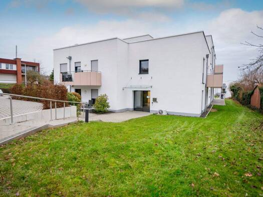 Offene Bürofläche zur Miete 3.000 € 7 Zimmer 312,7 m² Bürofläche Neustadt Neustadt 35279