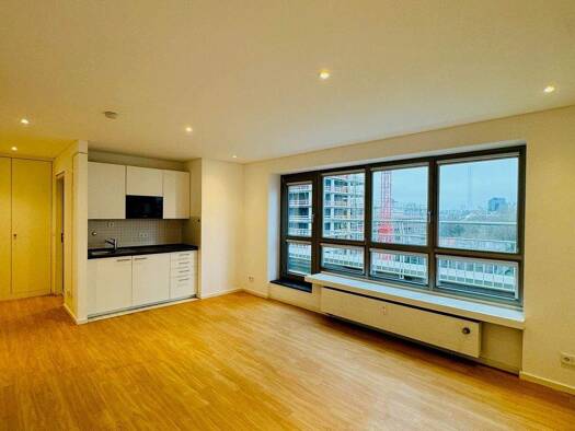 Studio zur Miete 900 € 1 Zimmer 30 m² 6. Geschoss frei ab 15.03.2026 Kettenhofweg 12 Westend-Süd Frankfurt am Main 60325