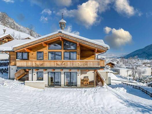 Haus zum Kauf 9 Zimmer 321 m² 857 m² Grundstück Bramberg am Wildkogel 5733