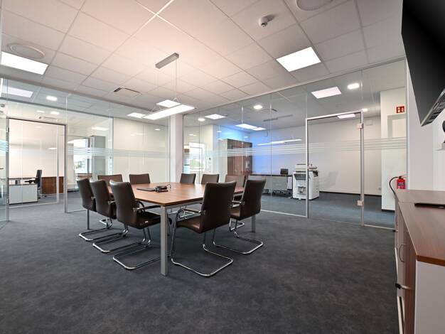 Bürofläche zur Miete provisionsfrei 12,50 € 7 Zimmer 296 m² Bürofläche Großreuth h d Veste Nürnberg 90425
