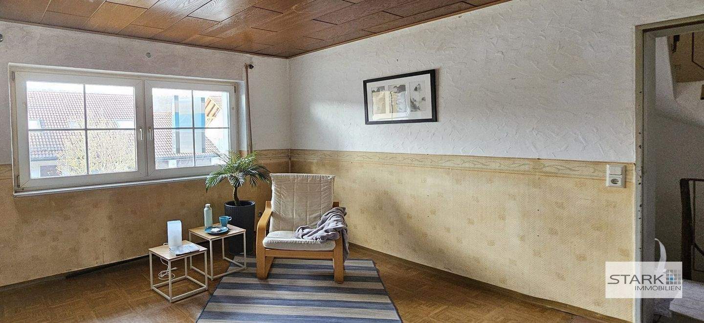 Immobilie in Weikersheim - Aussicht, Garten & Garage – ein Eigenheim für Anpacker! - Bild 1