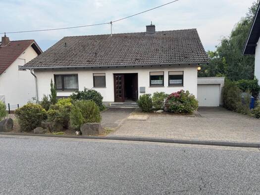 Einfamilienhaus zum Kauf provisionsfrei 367.500 € 5 Zimmer 195 m² 673 m² Grundstück Hausen Mayen 56727