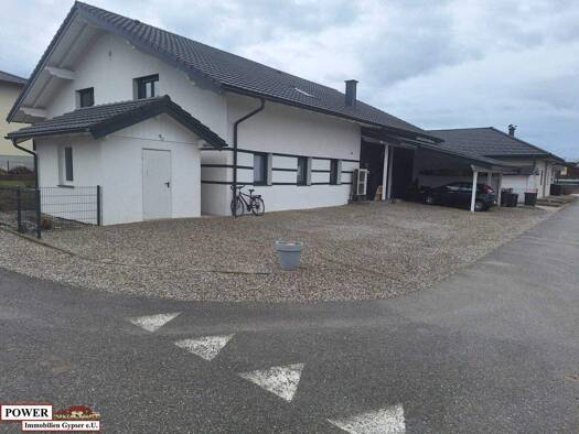 Terrassenwohnung zur Miete 1.400 € 4 Zimmer 160 m² Neukirchen an der Enknach 5145