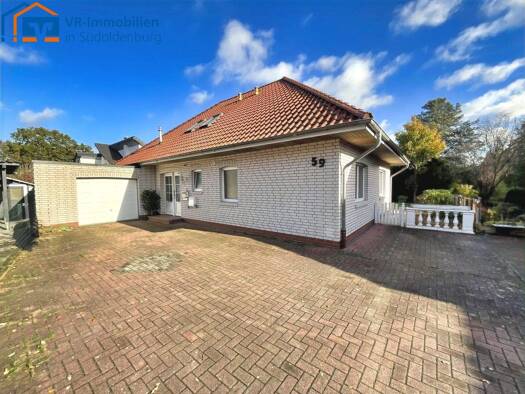 Einfamilienhaus zum Kauf 265.000 € 8 Zimmer 202,3 m² 688 m² Grundstück frei ab 01.01.2026 Strücklingen Saterland 26683